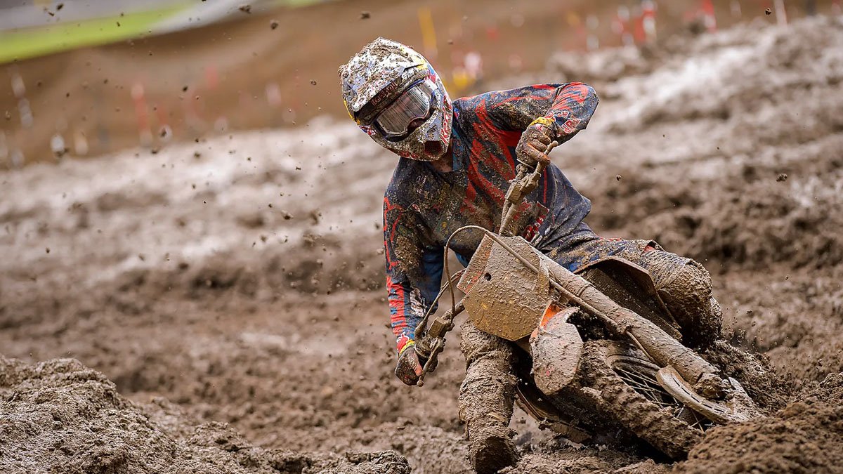 how-to-minimize-injury-when-riding-a-dirt-bike